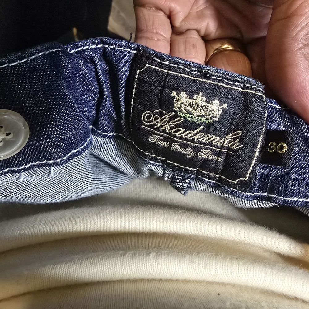High-Waisted Y2K Akademiks Jeans - Picture 2 of 7